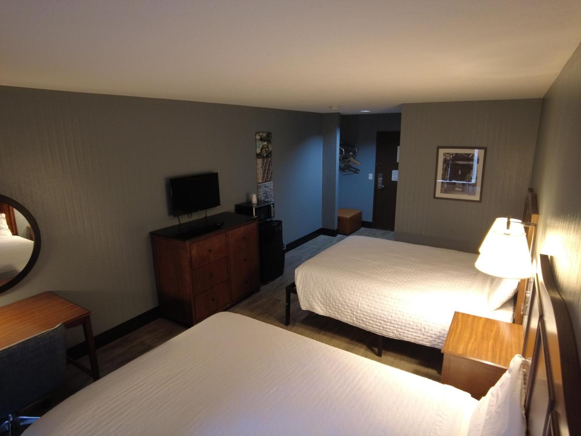 Americourt Hotel And Suites - Elizabethton Екстериор снимка
