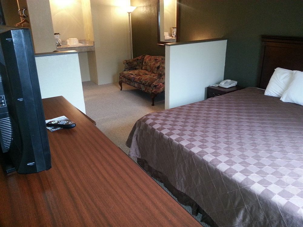 Americourt Hotel And Suites - Elizabethton Екстериор снимка